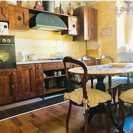 Lake , Xl Apartmaent Wi-fi , Parcking Free شقة كومو